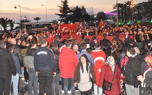 Ereğlililer MEHMETÇİK için yürüdü...