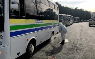 Çocuk parkları, halk otobüsleri,duraklar ilaçlandı...