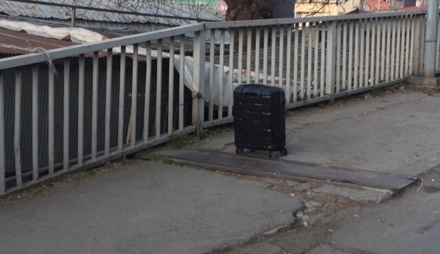 Şüpheli valiz ekipleri harekete geçirdi...