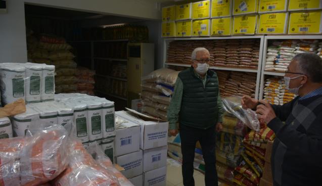 GIDA YARDIMI SÜRÜYOR