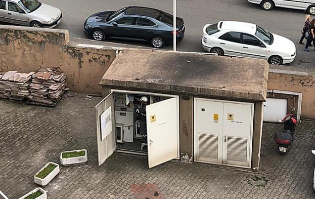 İnsan bir haber verir değil mi?
