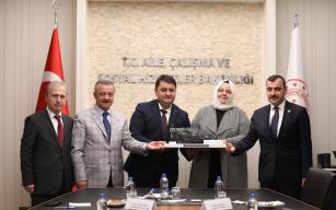 GMİS yönetim kurulu Bakan Selçuk’u bilgilendirdi