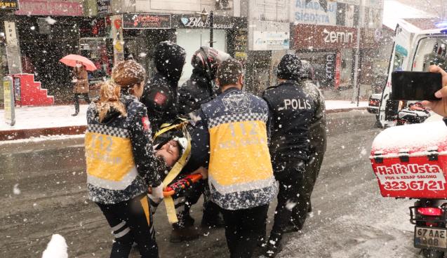 Bir kişi yaralandı.