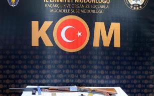 Ruhsatsız silah ticareti yapan 9 şüpheli gözaltında