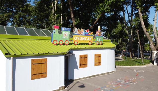 OYUNCAK EVİ BÜYÜK İLGİ GÖRÜYOR