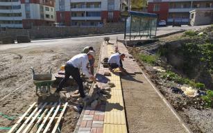 Kaldırım çalışmaları devam ediyor