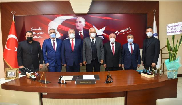 ESNAF KEFALET YÖNETİMİNDEN BAŞKAN POSBIYIK’A ZİYARET