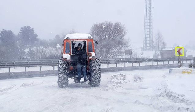 Karabük’te yüksek kesimlerde kar ve tipi etkili oluyor