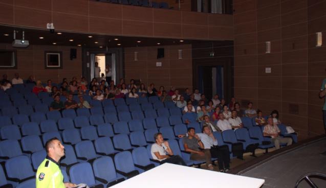 Öğretmenlere yönelik genel trafik eğitimi verildi 