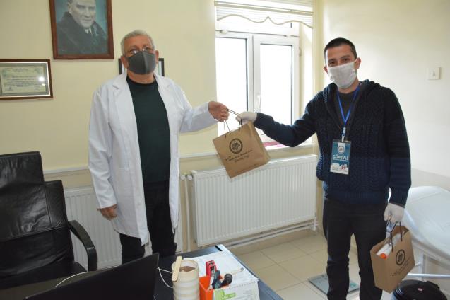 KDZ. EREĞLİ BELEDİYESİ SAĞLIK OCAKLARINA MASKE DAĞITTI