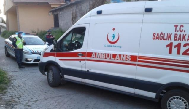 Köyün ortasında kaza yaptı...