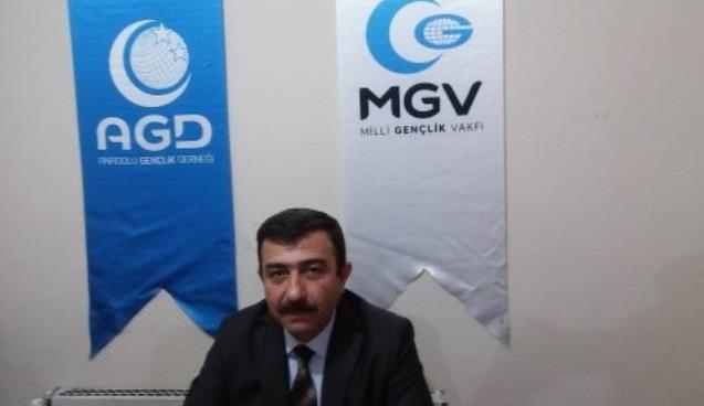 Şenol, “Doğu Türkistan’ın sesine kulak verin”