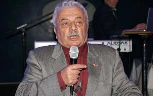 Günay istifa etti