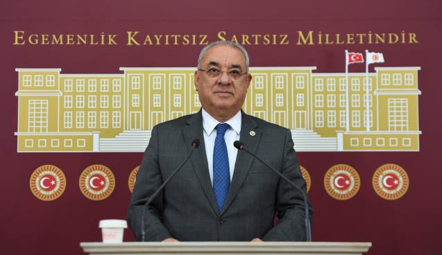  Önder Aksakal: DSP, Atatürkçüleri bağrına basmaya hazırdır