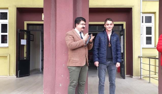 İl şampiyonu imkb den 