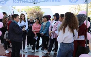 Meme kanserine dikkat çektiler