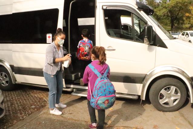Servis araçları pandemi kurallarına uyuyor