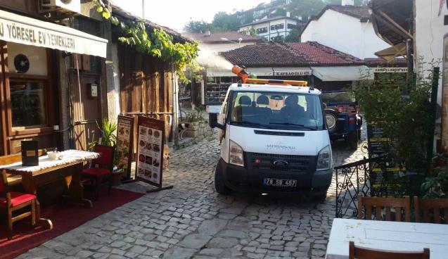 Safranbolu'da ilaçlama çalışması