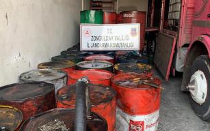 Depo baskınında 10 bin litre kaçak madeni yağ ele geçirildi