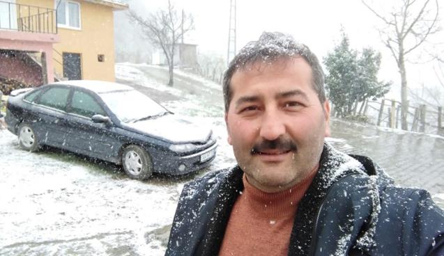 Karakavuz köyüne Mart karı yağdı.