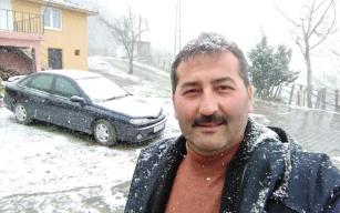 Karakavuz köyüne Mart karı yağdı.