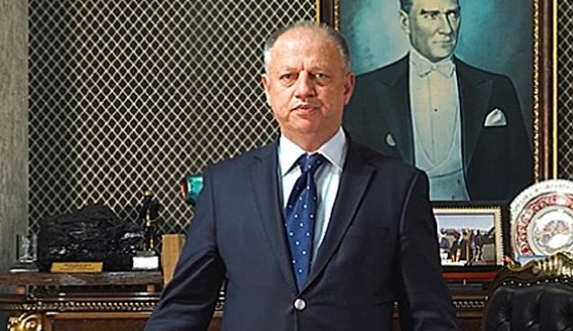 KAYMAKAM BABALARI KUTLADI