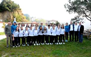 KADIN FUTBOL TAKIMIYLA MORAL BULUŞMASI