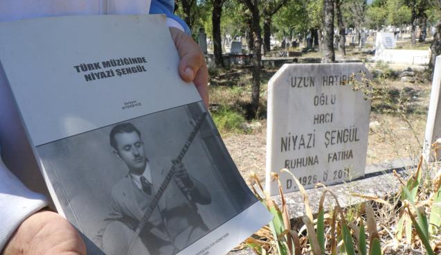  Türk müziğinde Sultan-i Yegah: Ahmet Niyazi Şengül