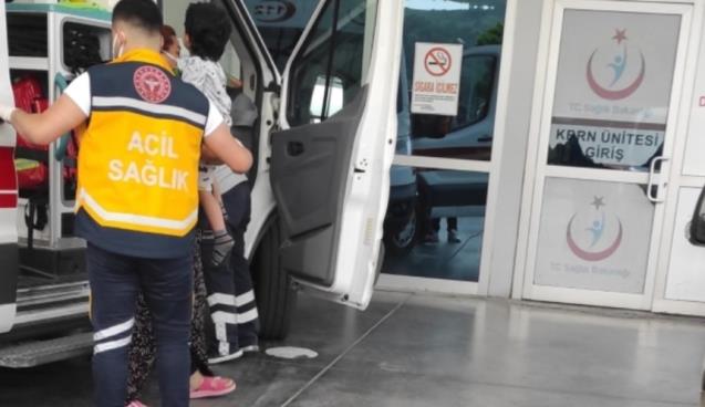 2 yaşındaki çocuk hastanelik oldu...