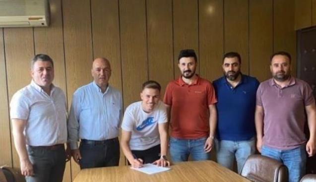 Volkan Uluğ Kdz.Ereğli Belediyespor forması altında...