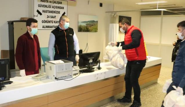  Sağlıkçıları unutmadı !!