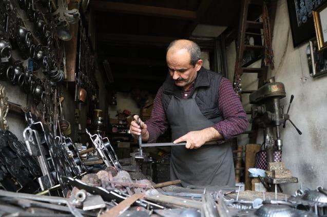223 yıllık Demirciler Çarşısı'nda yalnızca 4 usta kaldı