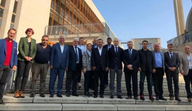 UYSAL'DAN VETO..