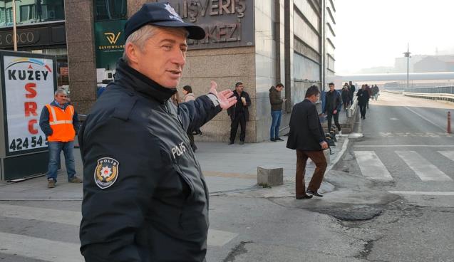 Vatandaşların yaya geçidi ile sınavı