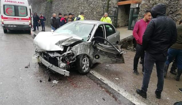 Zonguldak’ta trafik kazası: 4 yaralı
