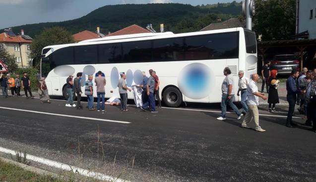 Yolcu otobüsünün çarptığı yaya hayatını kaybetti