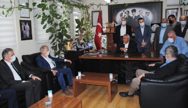 AK PARTİ HEYETİ, ORMANLI’DA MUHTARLARI DİNLEDİ