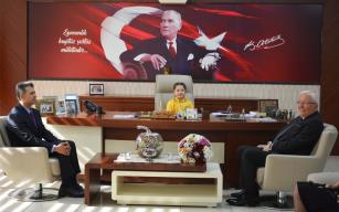     BAŞKAN POSBIYIK MAKAMINI 3.SINIF ÖĞRENCİSİNE DEVRETTİ