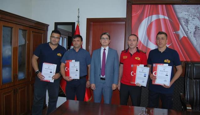 İtfaiye personeline başarı belgesi