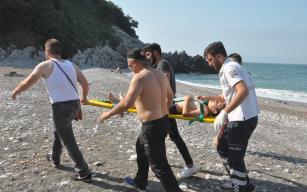 Arkadaşlarıyla yüzerken boğulma tehlikesi geçirdi 