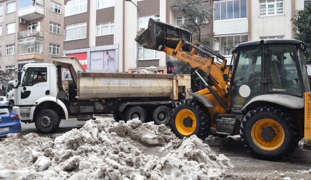 KDZ. EREĞLİ’DE KAR TEMİZLİĞİ SEFERBERLİĞİ