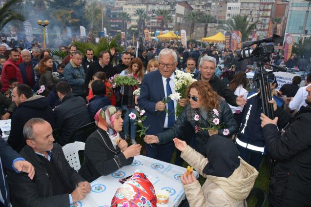 Bugün Günlerden Hamsi Festivali