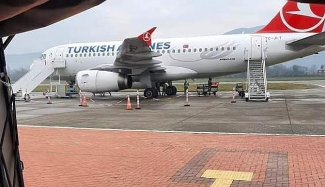 THY uçağının lastiğindeki arıza uçuşu iptal ettirdi