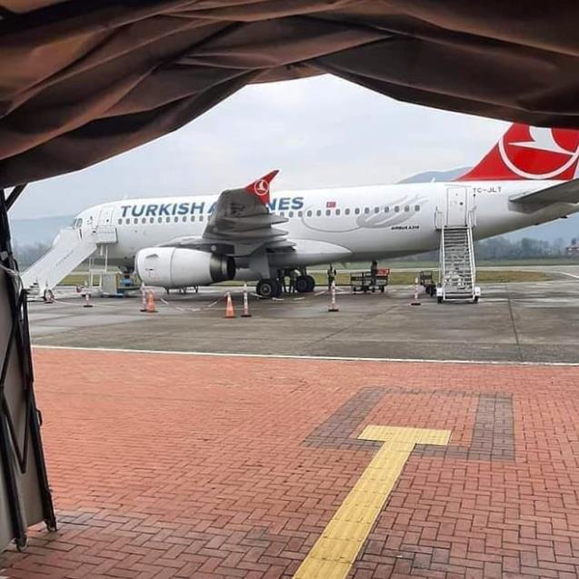 THY uçağının lastiğindeki arıza uçuşu iptal ettirdi