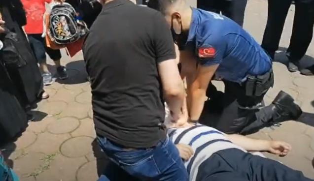 Aniden yere yığıldı...