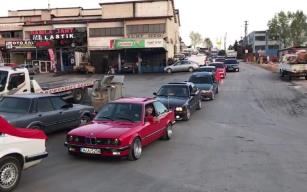 Otomobil tutkunlarından ‘Cumhuriyet’ konvoyu