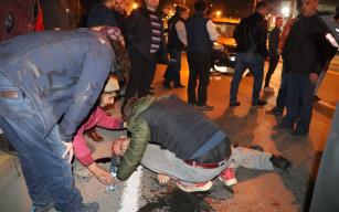 Yolun karşısına geçmek istemişti!..