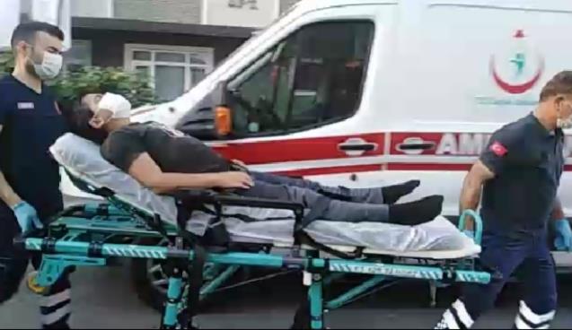 Küçük çocuk bisikletten düştü