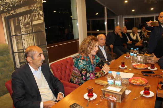 “Atatürk kadını olarak Demokrasi Havarisiyim..”