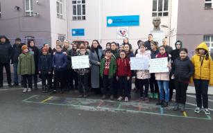 Zonguldak’ta eski okullarına geçmek isteyen öğrenciler